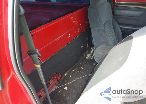 1999 Chevrolet S-10 Ls from USA, damaged, VIN 1GCCS14XXXK125414